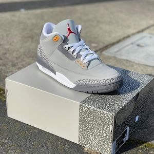 Men’s Cool Grey 3s